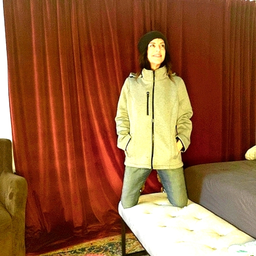 Andrew Marc Sweatshirt Structured Jacket with detachable hood.